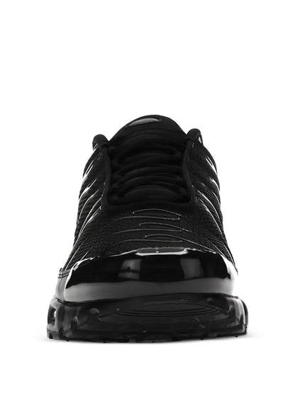 Air Max Plus "Triple Black"